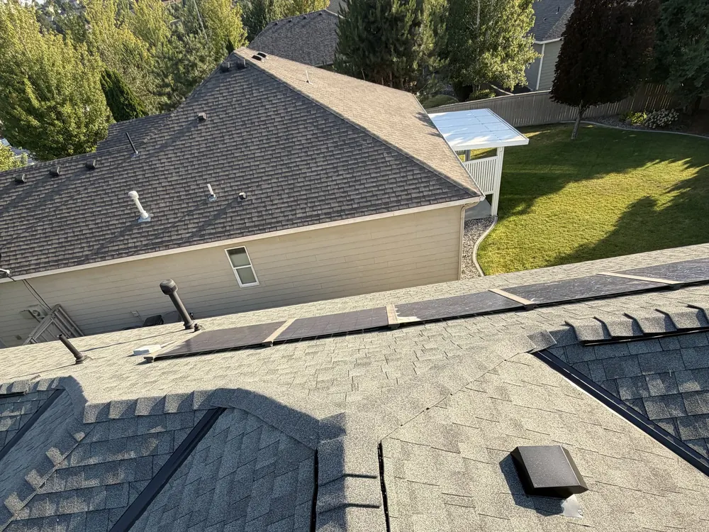 A Richland roof and the neighbouring exterior seen during an inspection